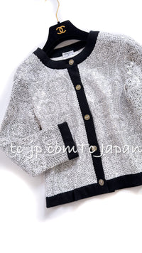 CHANEL 08S White Black CC Logo Sequins Cashmere Cardigan Emma Watson 36 シャネル ホワイト ブラック CC ロゴ スパンコール カシミア カーディガン 即発