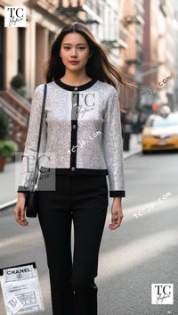 CHANEL 08S White Black CC Logo Sequins Cashmere Cardigan 38 シャネル ホワイト ブラック CC ロゴ スパンコール カシミア カーディガン 即発
