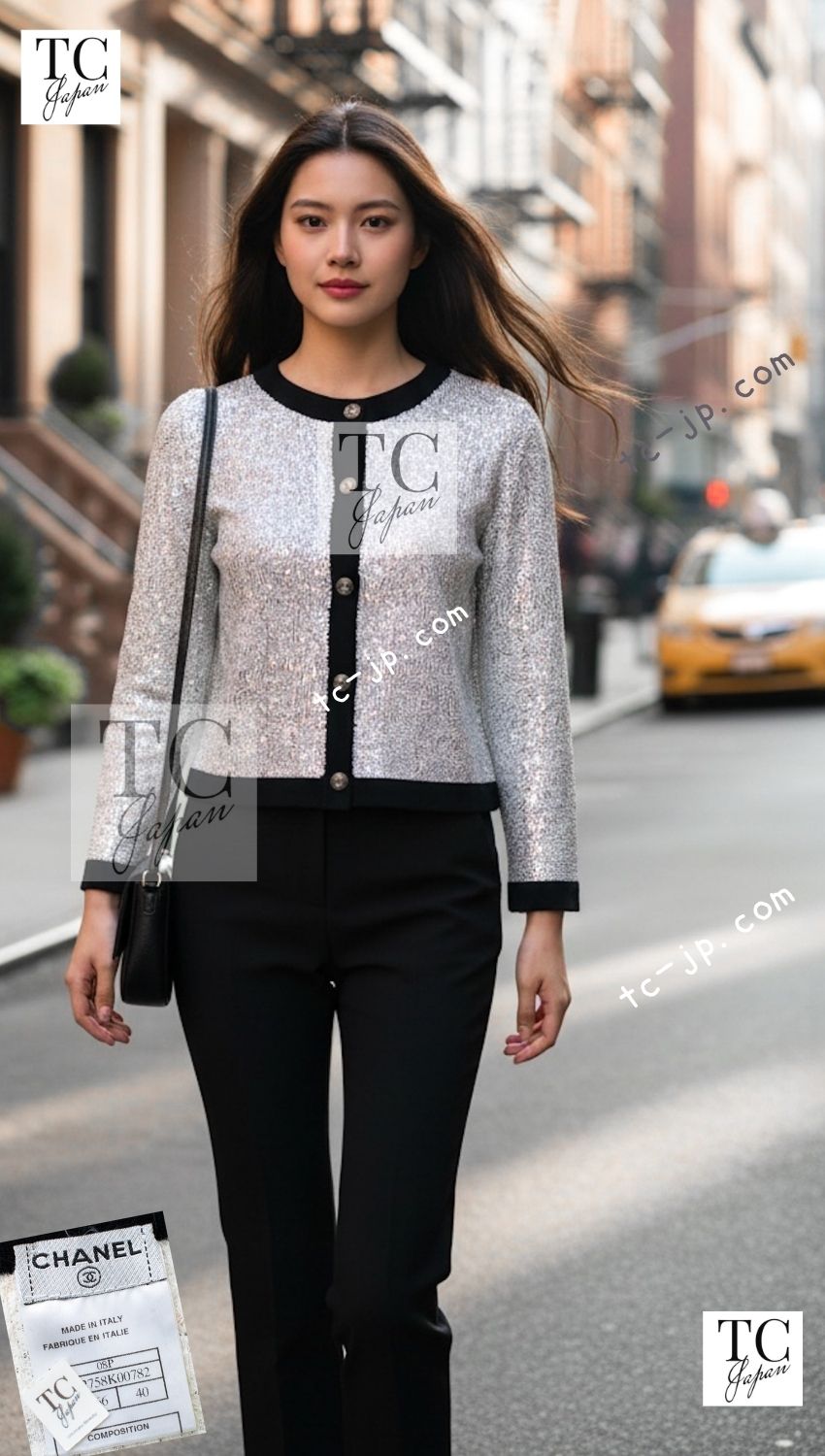 CHANEL 08S White Black CC Logo Sequins Cashmere Cardigan 38 シャネル ホワイト ブラック CC ロゴ スパンコール カシミア カーディガン 即発