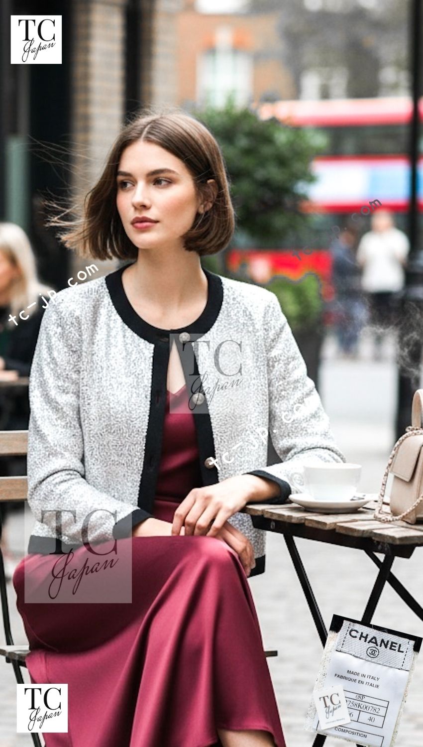 CHANEL 08S White Black CC Logo Sequins Cashmere Cardigan 38 シャネル ホワイト ブラック CC ロゴ スパンコール カシミア カーディガン 即発