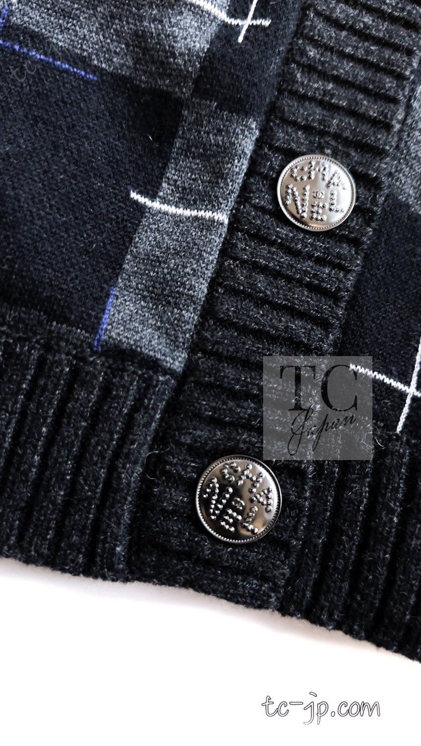 CHANEL 21B Charcoal Black Logo Cashmere Wool Silk Cardigan Sweater 34 36 8