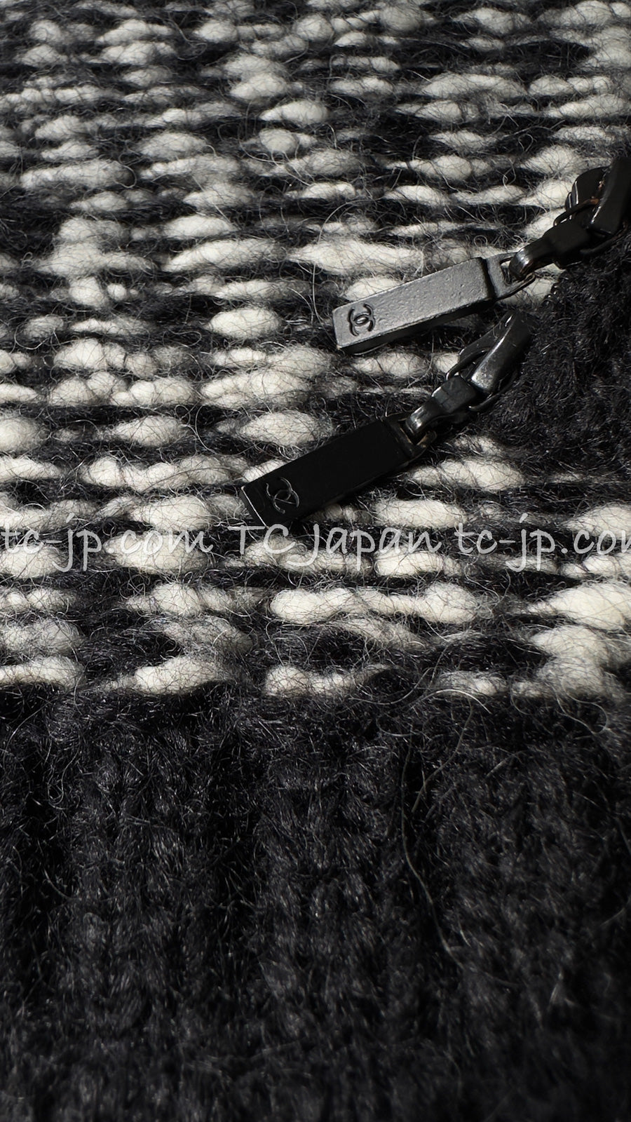 CHANEL 10A Black Ivory Wool Mohair Alpaca Knit Cardigan 34 シャネル ブラック アイボリー モヘア アルパカ ウール カーディガン 即発