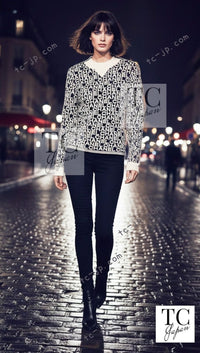 CHANEL 19N Black Ivory Logo Knit Tops Sweater 34 シャネル ブラック アイボリー ロゴ ニット トップス スウェット セーター 即発
