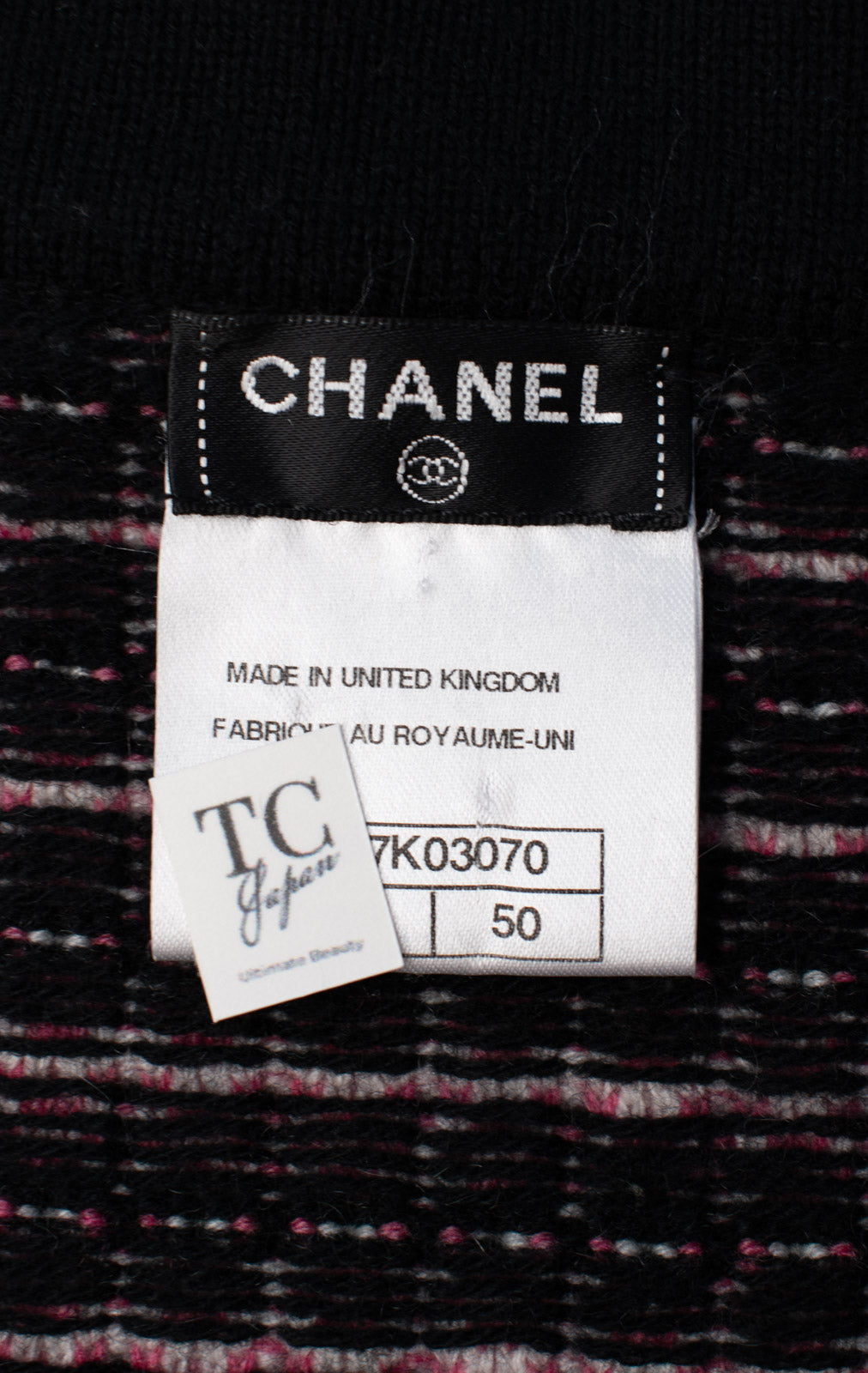 CHANEL 11S Pink Rhinestone Trim Cashmere Knit Jacket Cardigan 36 38 40 50 シャネル ピンク 豪華 ラインストーン カシミア ニット ジャケット カーディガン 即発 - TC JAPAN