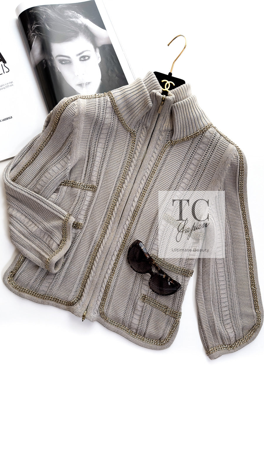 CHANEL 08S Gray Beige Gold Zipper Chain Trim Knit Cardigan 36 シャネル グレー ベージュ  ゴールド ジッパー チェーントリミング ニット カーディガン 即発