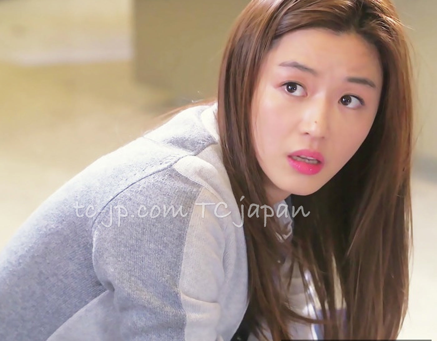CHANEL 13B Light Gray Ivory Cashmere Knit Cardigan 36 38 シャネル ライトグレー アイボリー ココボタン カシミア100% ニット カーディガン 即発