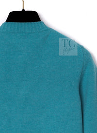 CHANEL Blue Green Star CC Logo Buttons Cashmere Knit Cardigan 36 シャネル ブルー グリーン スター CC ロゴ ボタン カシミア カーディガン