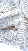 CHANEL 03A Ivory White CC BIG Lion Buttons Wool Knit Cardigan 34 36 シャネル アイボリー ホワイト特大 ライオンボタン ニット ウール カーディガン 即発