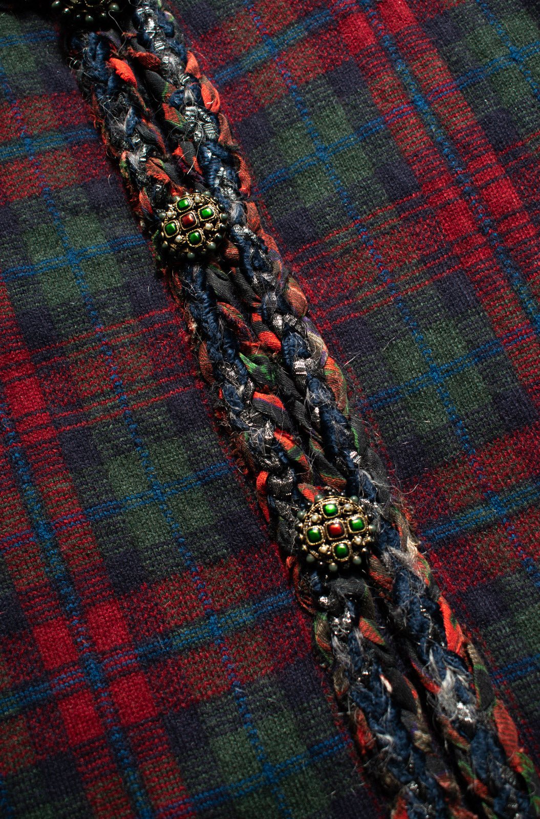 CHANEL 13PF Red Green Tartan Gripoix Button Cashmere Cardigan 40 シャネル レッド グリーン タータンチェック グリポワ 宝石 ボタン カシミア カーディガン 即発