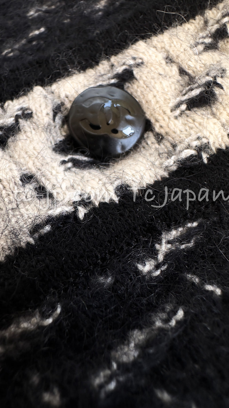 CHANEL 10A Dark Navy Mohair Silk Cashmere Zipper Cardigan 38 シャネル ダークネイビー モヘア シルク カシミア ジッパー カーディガン 即発