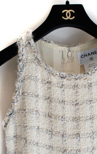 CHANEL 11A $6K Uma Thurman ivory Wool Gold Chain Trimming Dress 34 36 38 シャネル アイボリー ウール チェーン トリム ワンピース 即発