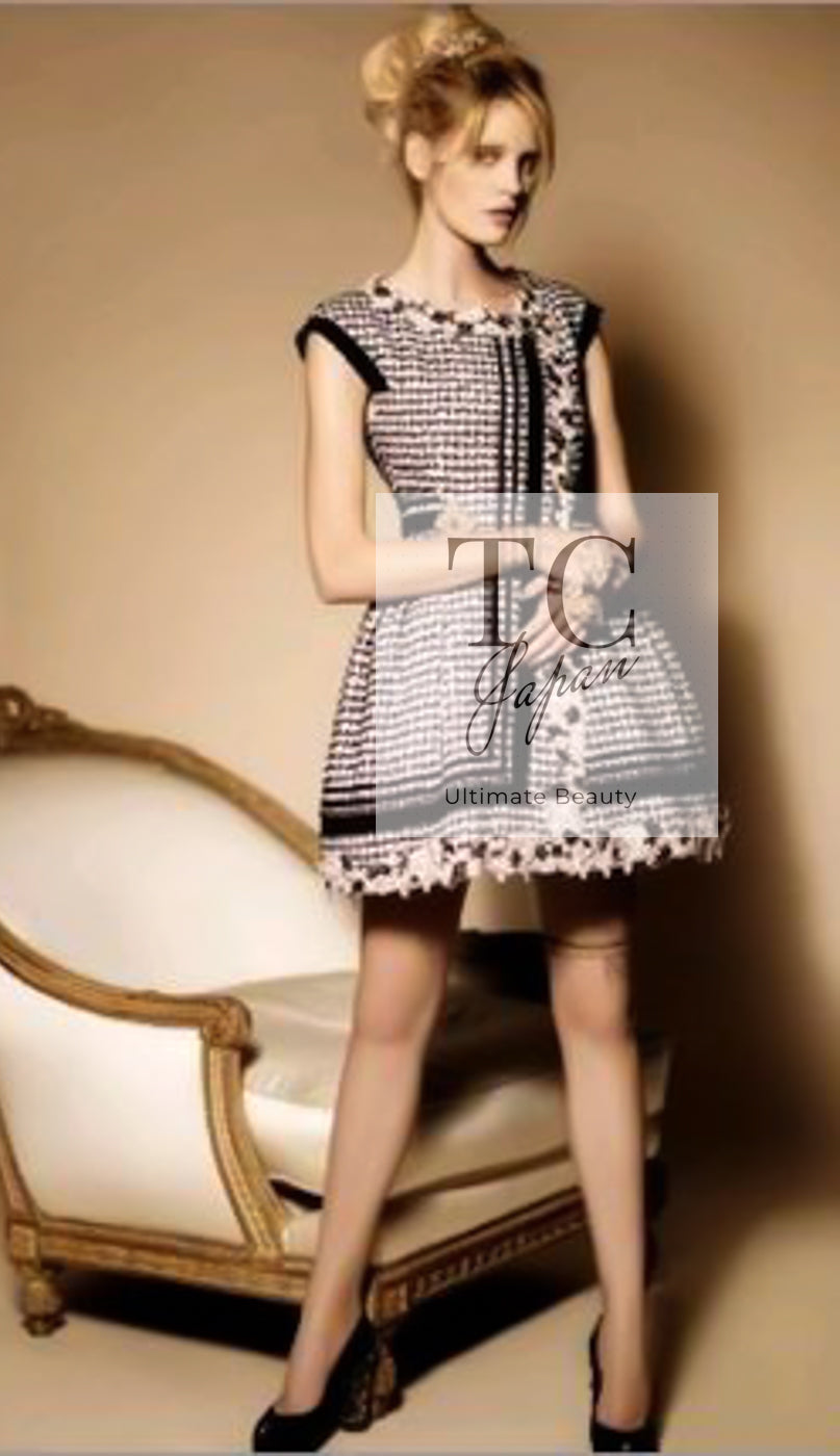 VINTAGE 1997 RARE CHANEL RUNWAY FLOWER SILK DRESS | eBay