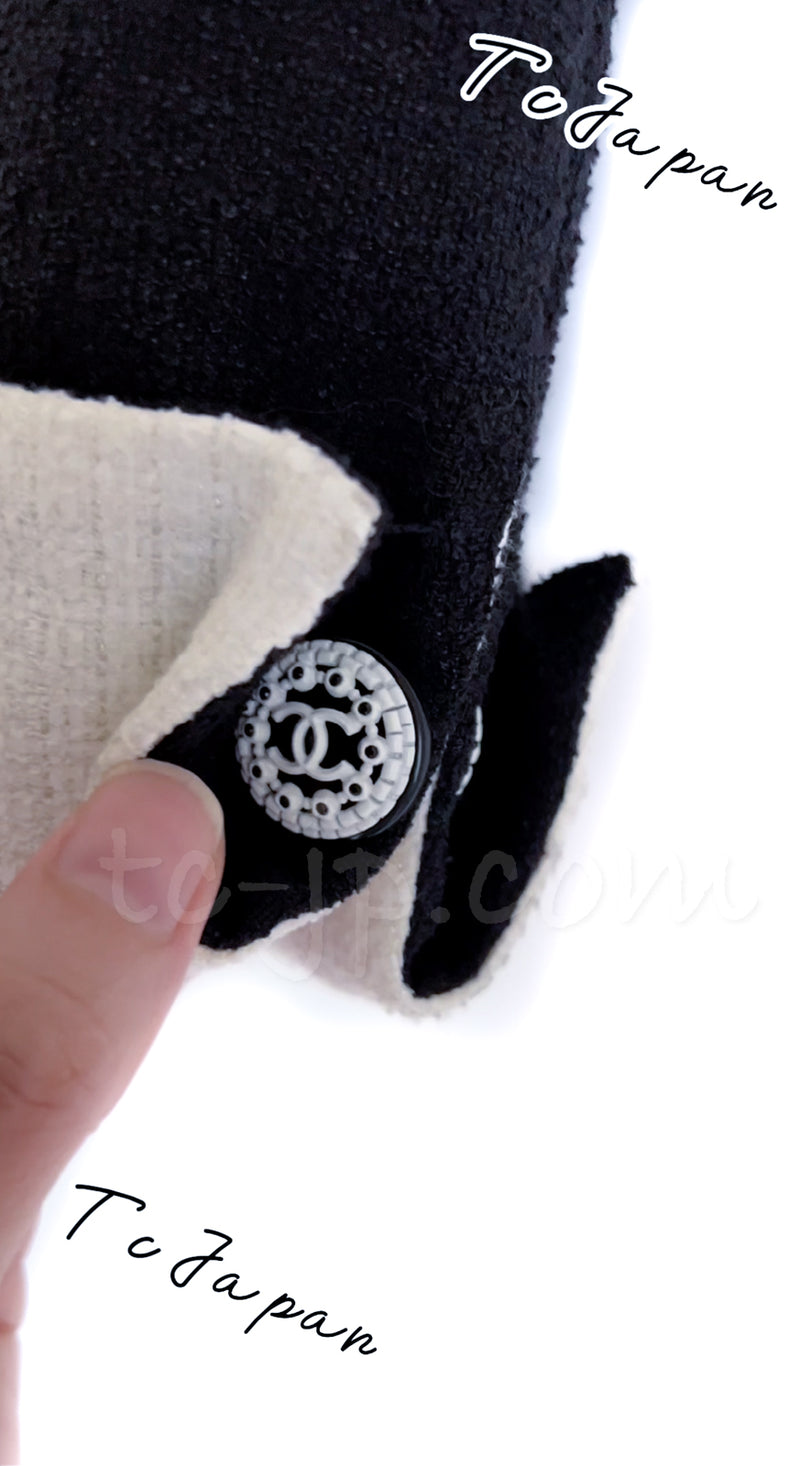CHANEL 09S Black Ivory Two Tone Color Jacket 36 38 シャネル ブラック アイボリー 黒白 ツートンカラー ジャケット 即発
