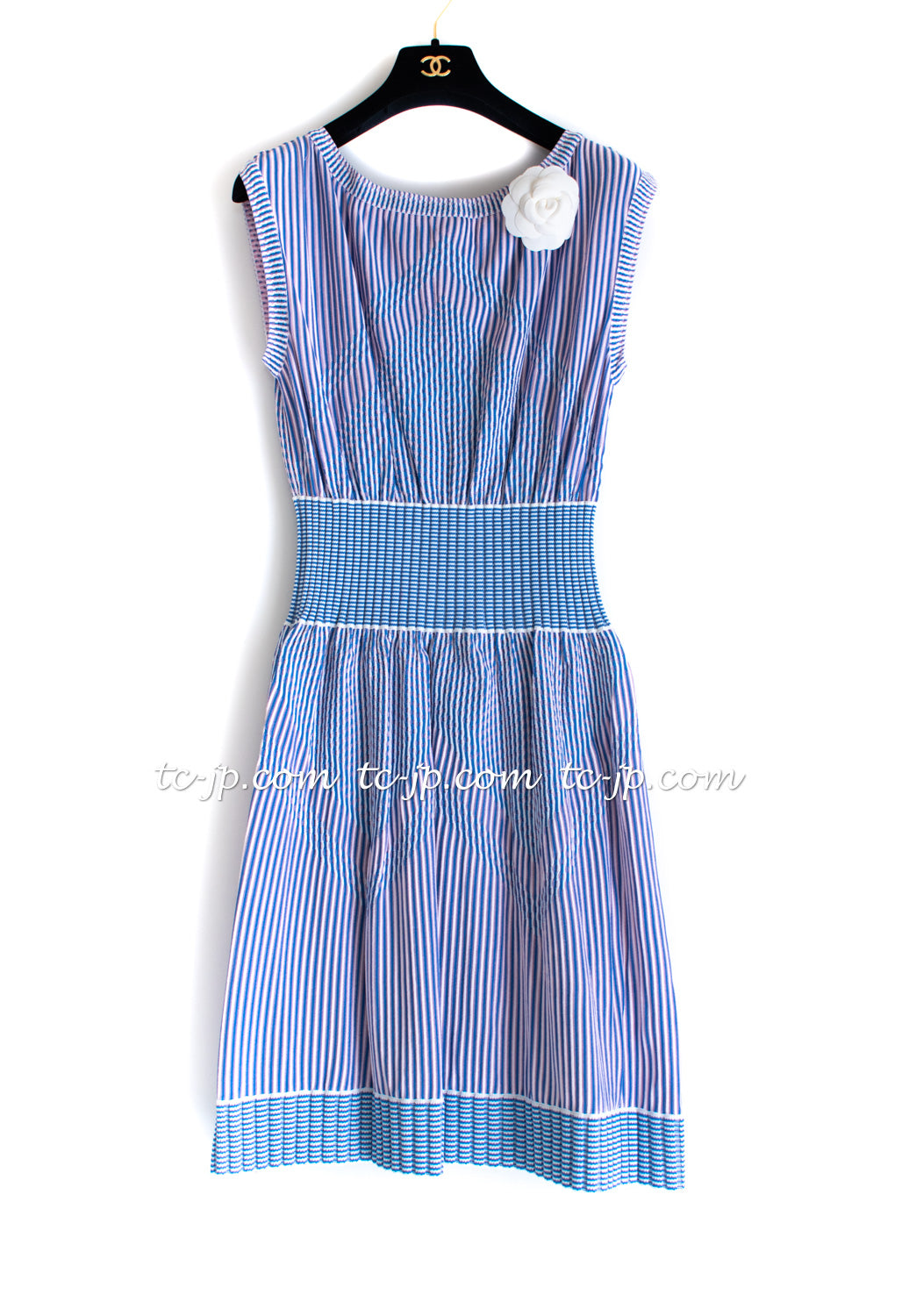 CHANEL 14S Pale Blue Stripe Boat Neck Stretch Knit Dress 40 42 シャネル ペール ブルー ストライプ ストレッチ ニット ワンピース 即発 - TC JAPAN