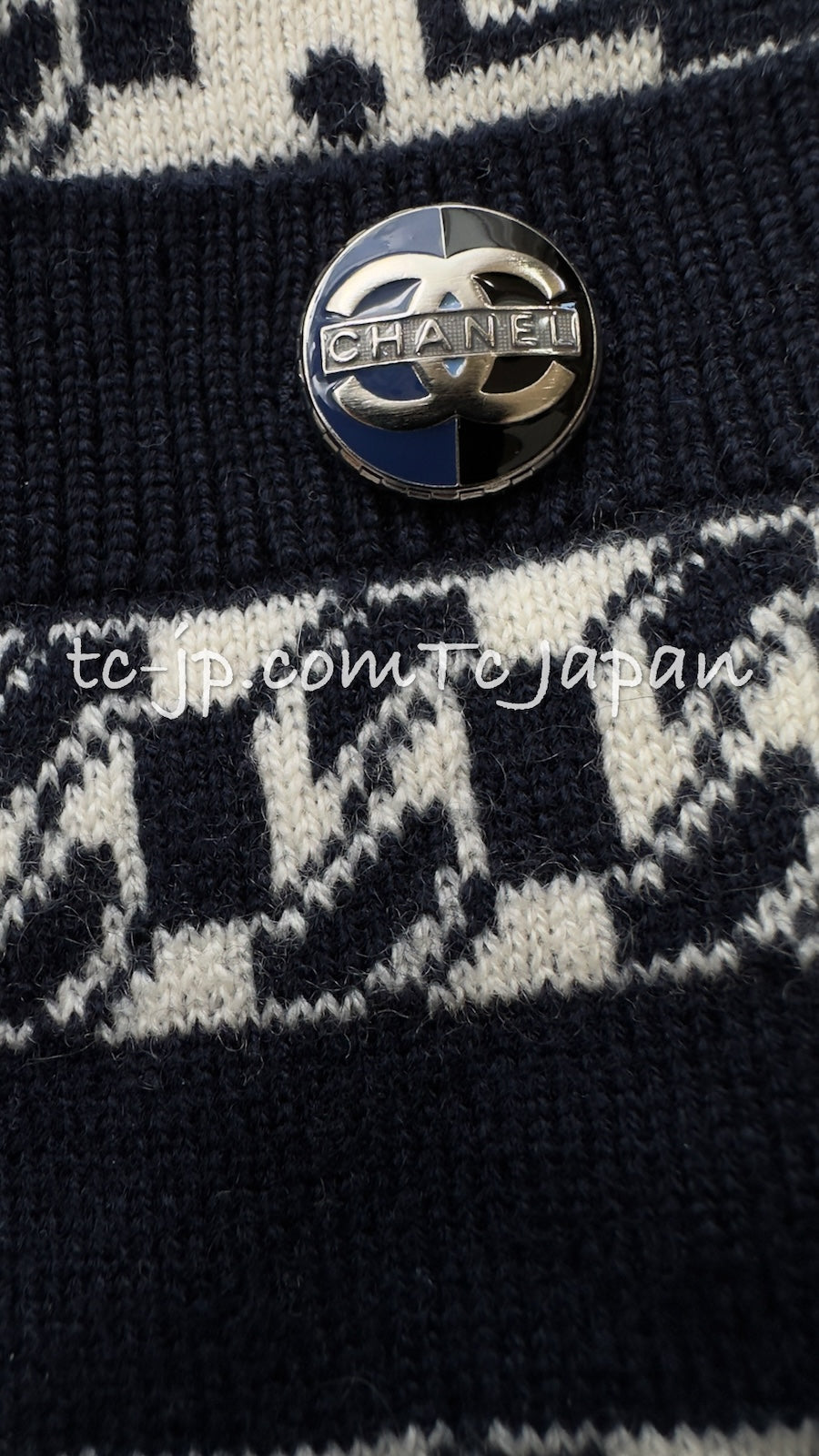 CHANEL カシミヤ ニット ワッペン ワンピース♪ CHANEL カシミヤ ニット ワッペン ワンピース♪