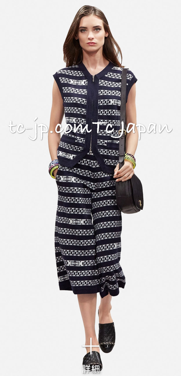 美品■シャネル　カシミヤ100％　ニットワンピース　ハイネック　ネイビー　38 シャネル ワンピース CHANEL ネイビー アイボリー チェーン