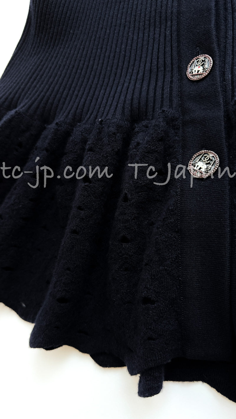CHANEL 12PF Dark Navy Knit Elephant Button Sleeve Frill Wool Dress 36 シャネル ダークネイビー ゾウさんボタン ニット ミモレ 袖フリル ウール ワンピース 即発