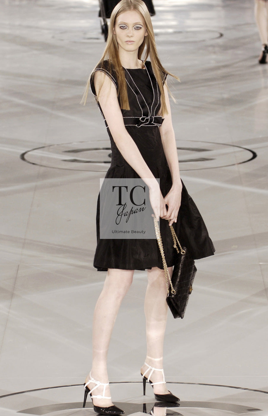 CHANEL 05A Black Silk Silk Taffeta Pearl Trim Dress 34 シャネル ブラック パール トリム  シルク ドレス ワンピース 即発