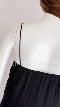 CHANEL 09C Black Sleeveless Camelia Dress 36 シャネル カメリア ブラック ワンピース 即発