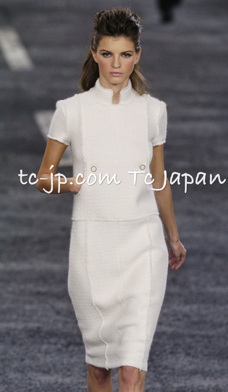 CHANEL 04A Black Wool Angora Tweed Dress 36 シャネル ブラック ウール アンゴラ ツイード ワンピース 即発