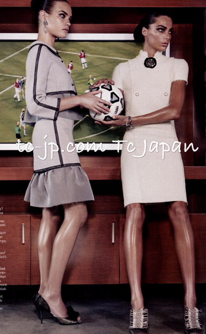 CHANEL 04A Black Wool Angora Tweed Dress 36 シャネル ブラック ウール アンゴラ ツイード ワンピース 即発