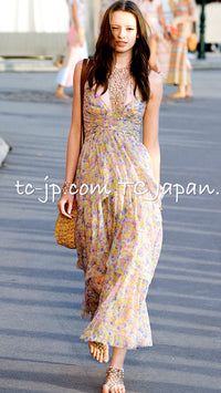 CHANEL 11C Yellow Pink Blue Pretty CC Mark Silk Dress 34 42 シャネル イエロー ピンク ブルー 水玉 ココマーク シルク ワンピース 即発 - TC JAPAN