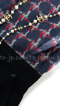CHANEL 08A Navy Red Silk Tops Black Dress 36 シャネル ネイビー レッド シルク トップス ブラック ワンピース 即発
