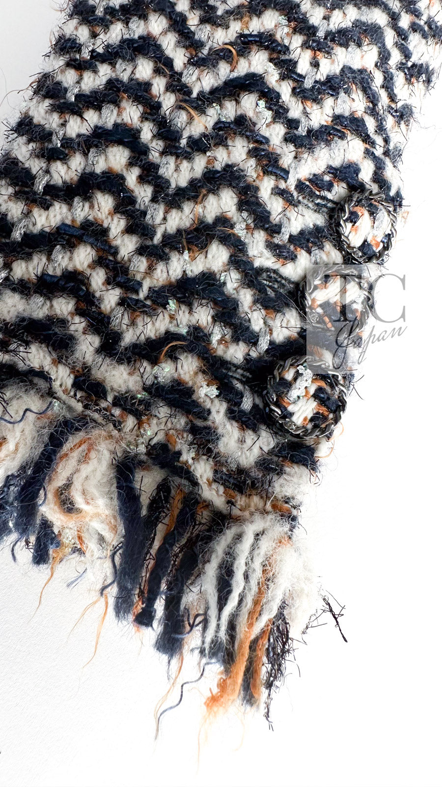 CHANEL 19A Navy Ivory Mix Tweed Cropped Fringe Jacket 38 シャネル アイボリー ネイビー シェベロン クロップド フリンジ ミックス ツイード ジャケット 即発 - TC JAPAN