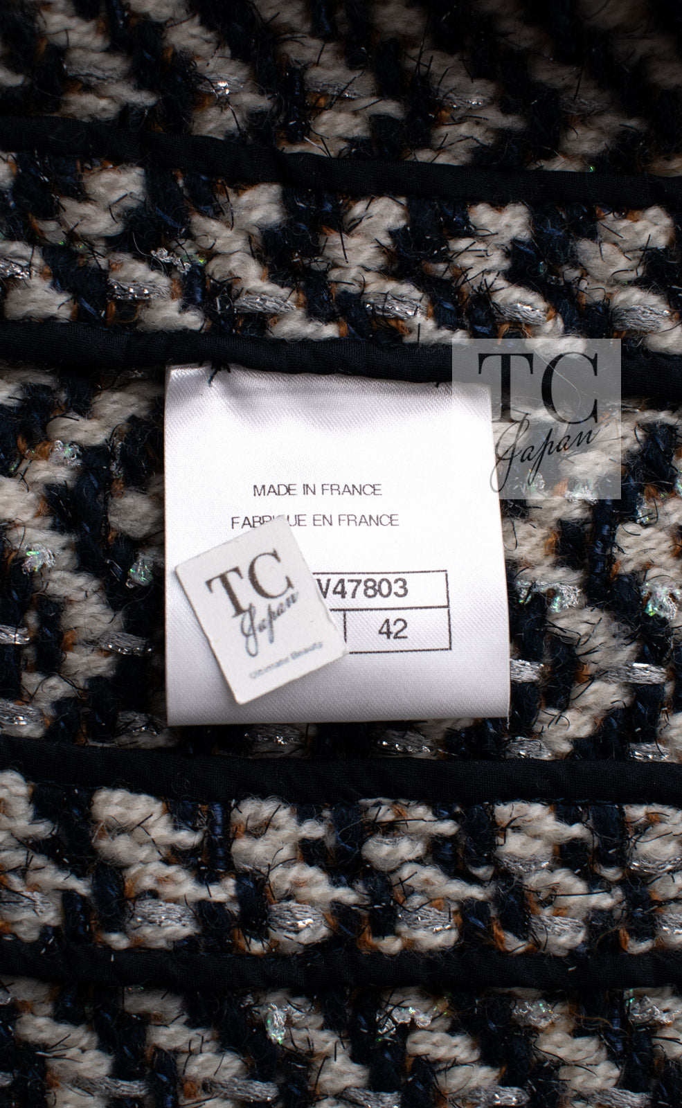 CHANEL 19A Navy Ivory Mix Tweed Cropped Fringe Jacket 38 シャネル アイボリー ネイビー シェベロン クロップド フリンジ ミックス ツイード ジャケット 即発 - TC JAPAN