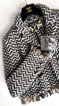 CHANEL 19A Navy Ivory Mix Tweed Cropped Fringe Jacket 38 シャネル アイボリー ネイビー シェベロン クロップド フリンジ ミックス ツイード ジャケット 即発
