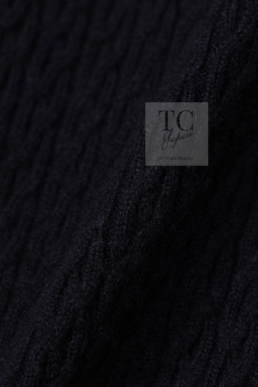 CHANEL 15A Black Yellow Gold Matelasse Quilted Silk Cashmere Mohair Knit Cardigan Dress 34 36 シャネル ブラック イエロー ゴールド マトラッセ キルティング シルク カシミヤ モヘヤ ニット カーディガン ワンピース 即発