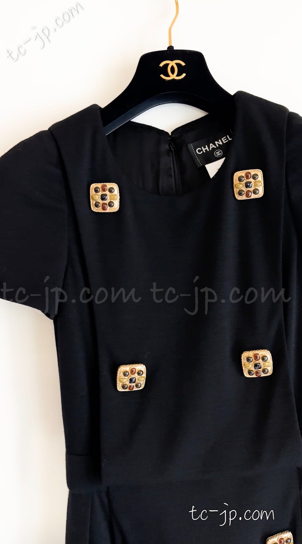 CHANEL 11PF Black Wool Gripox Jewel Buttons Dress 34 シャネル ブラック グリポワ宝石装飾 ウール ワンピース 即発