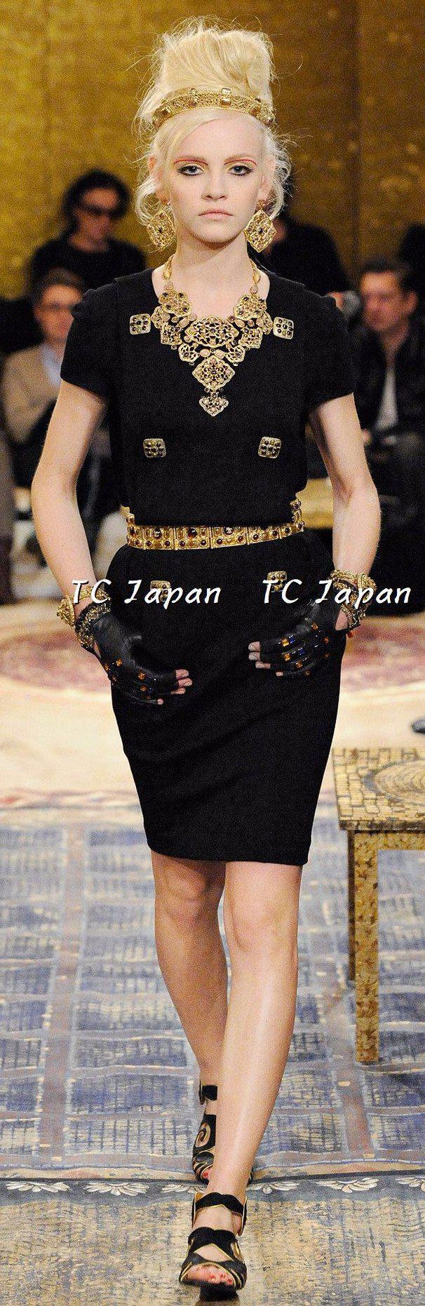 CHANEL 11PF Black Wool Gripox Jewel Buttons Dress 34 シャネル ブラック グリポワ宝石装飾 ウール ワンピース 即発