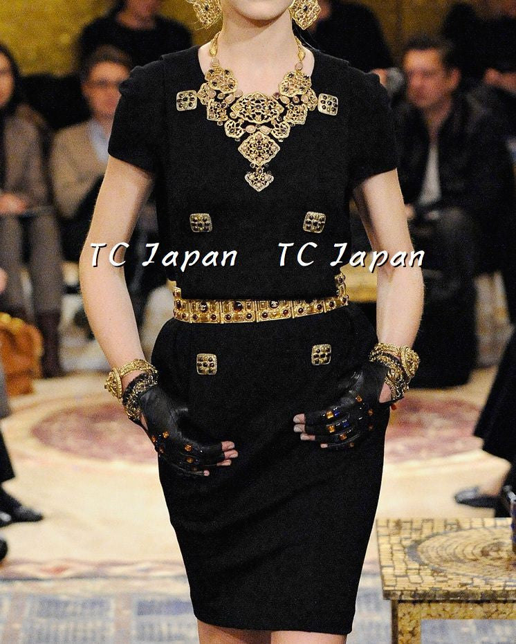 CHANEL 11PF Black Wool Gripox Jewel Buttons Dress 34 シャネル ブラック グリポワ宝石装飾 ウール ワンピース 即発