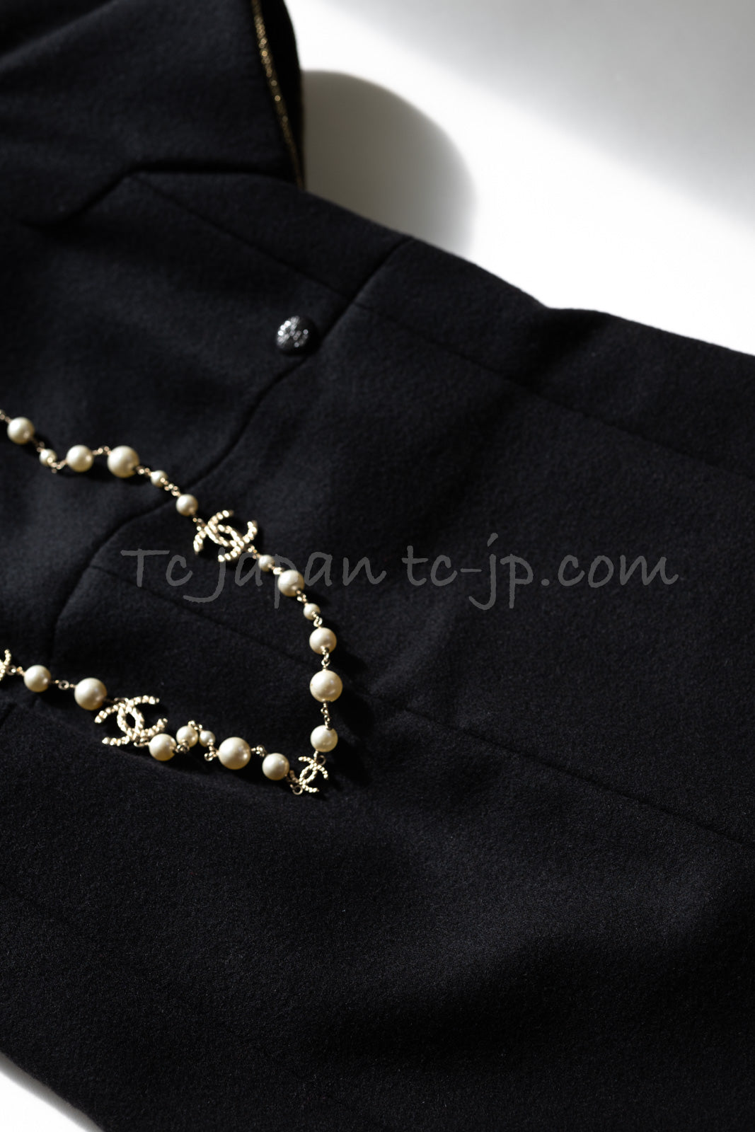 CHANEL 15PF Black Gold Trim Melton Wool 100 Dress 34 36 シャネル ブラック ゴールド トリム メルトン ウール ワンピース 即発