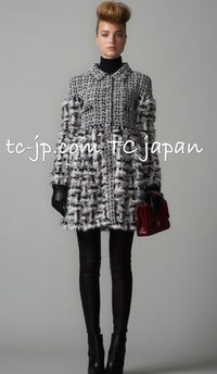 CHANEL 10A Multicolor Silk Fantasy Fur Tweed Coat 38 シャネル マルチカラー シルク ファンタジー ファー ツイード コート