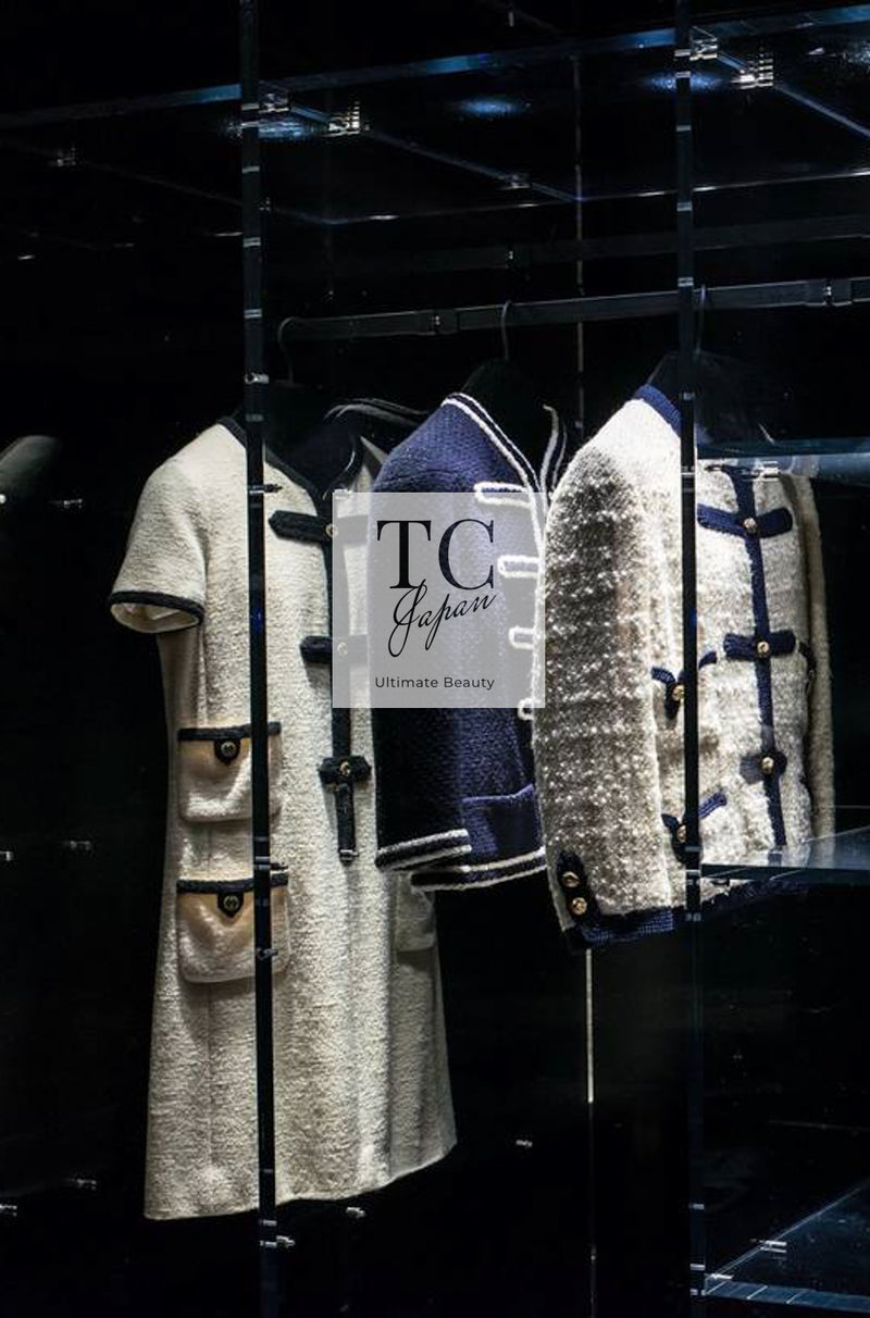 CHANEL 05A Cream Black Trim CC Buttons Wool Dress 34 シャネル クリーム ブラック トリム ココボタン 半袖 ウール ワンピース 即発