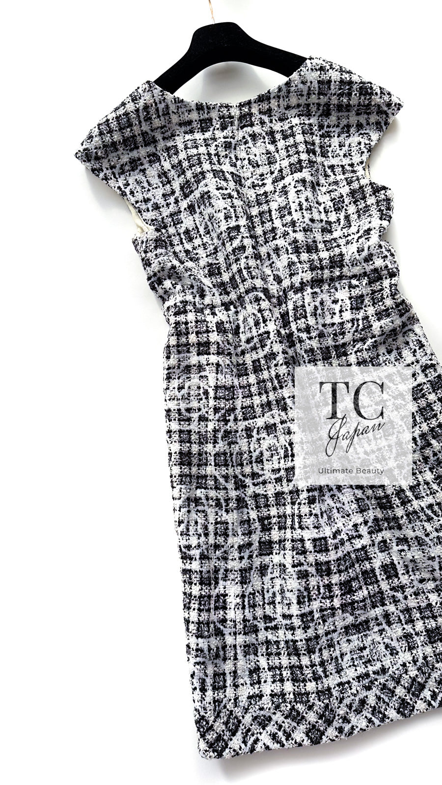 CHANEL　ワンピース シャネル ワンピース CHANEL ホワイト ブラック グレー カメリア
