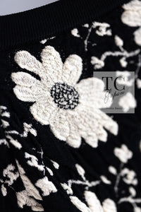 CHANEL 14C Black Ivory Camellia Flower Knit Tops 38 シャネル ブラック アイボリー カメリア 花柄 ニット トップス 即発