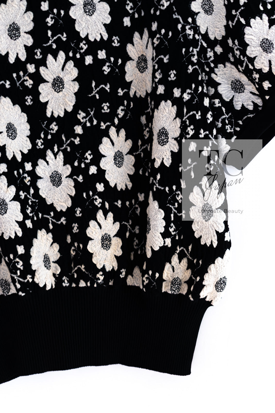 CHANEL 14C Black Ivory Camellia Flower Knit Tops 38 シャネル ブラック アイボリー カメリア 花柄 ニット トップス 即発
