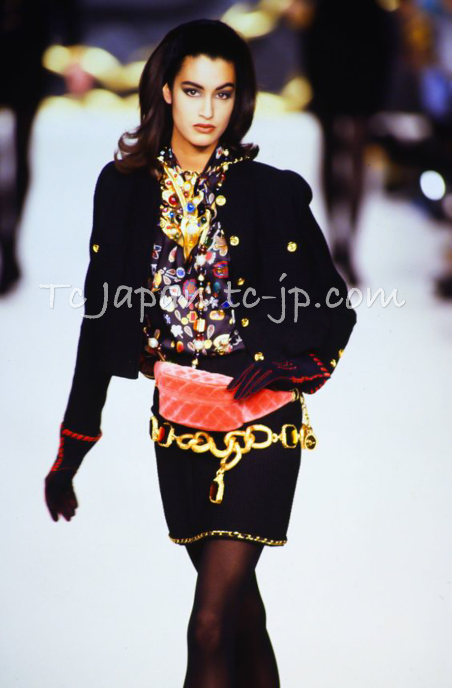 【超希少】CHANEL シャネル ヴィンテージ ベロア シャツ 黒 サイズ40 シャネル ブラウス シャツ CHANEL ヴィンテージ ブラック サテン