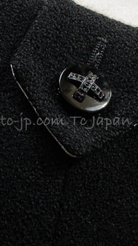 CHANEL 06A Black Wool Tweed Jacket Skirt Suit 38 シャネル ブラック ウール ジャケット スカート スーツ 即発