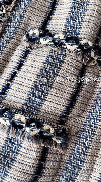 CHANEL 01S Beige Navy Linen Tweed Sequin trim Vest Tops 38 シャネル ベージュ ネイビー リネン ツイード スパンコール トリム ベスト ジレ トップス 即発