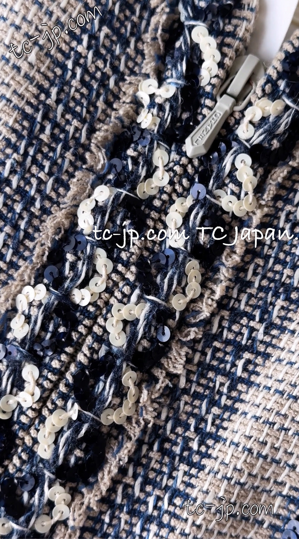 CHANEL 01S Beige Navy Linen Tweed Sequin trim Vest Tops 38 シャネル ベージュ ネイビー リネン ツイード スパンコール トリム ベスト ジレ トップス 即発