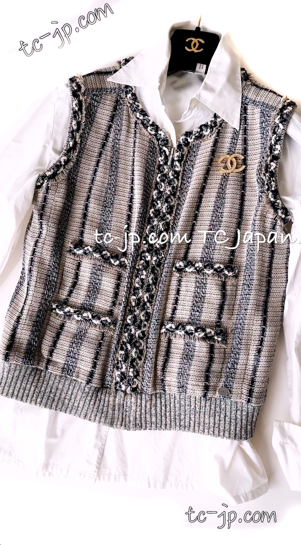 CHANEL 01S Beige Navy Linen Tweed Sequin trim Vest Tops 38 シャネル ベージュ ネイビー リネン ツイード スパンコール トリム ベスト ジレ トップス 即発