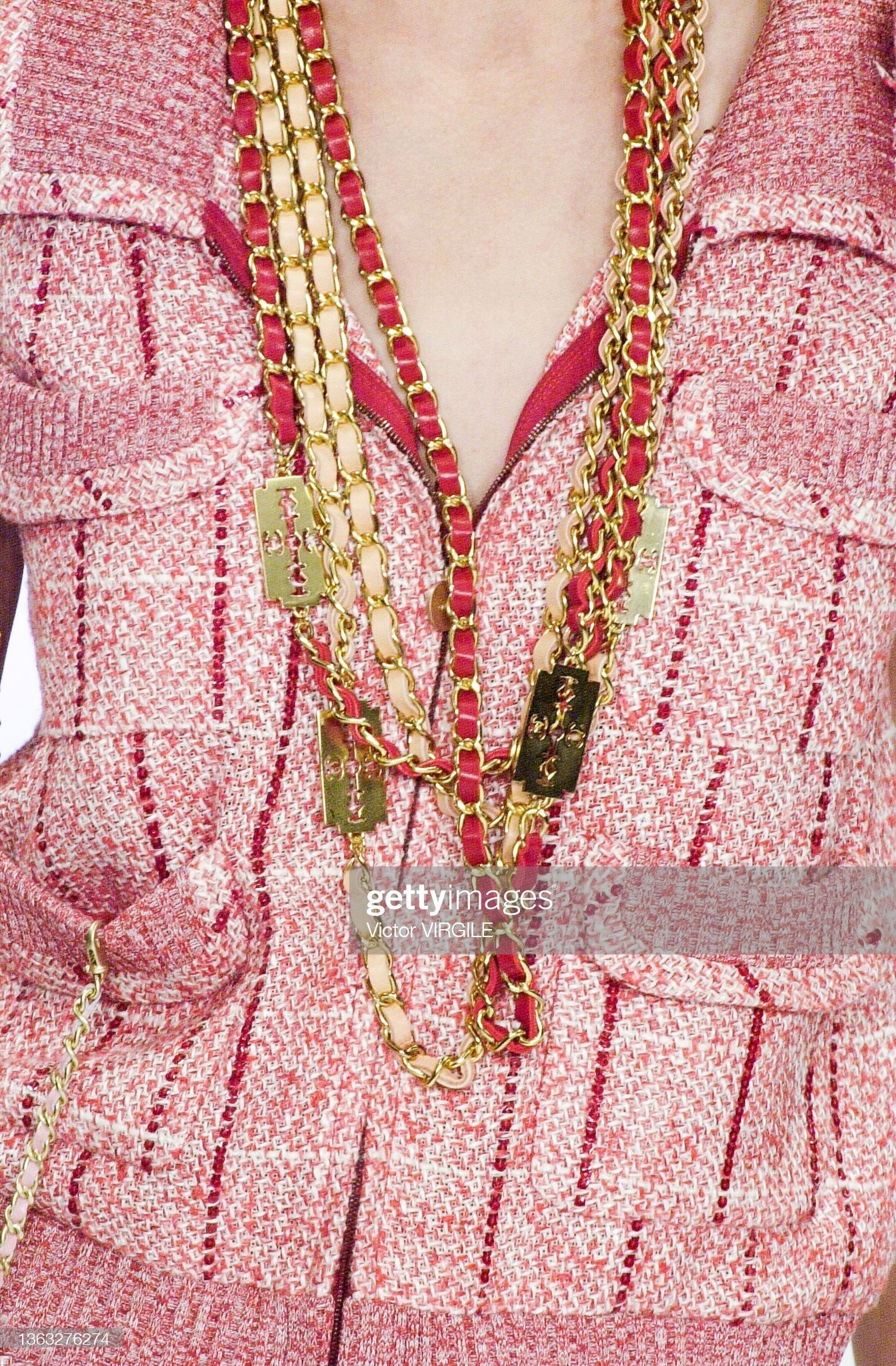 CHANEL 01S Beige Navy Linen Tweed Sequin trim Vest Tops 38 シャネル ベージュ ネイビー リネン ツイード スパンコール トリム ベスト ジレ トップス 即発