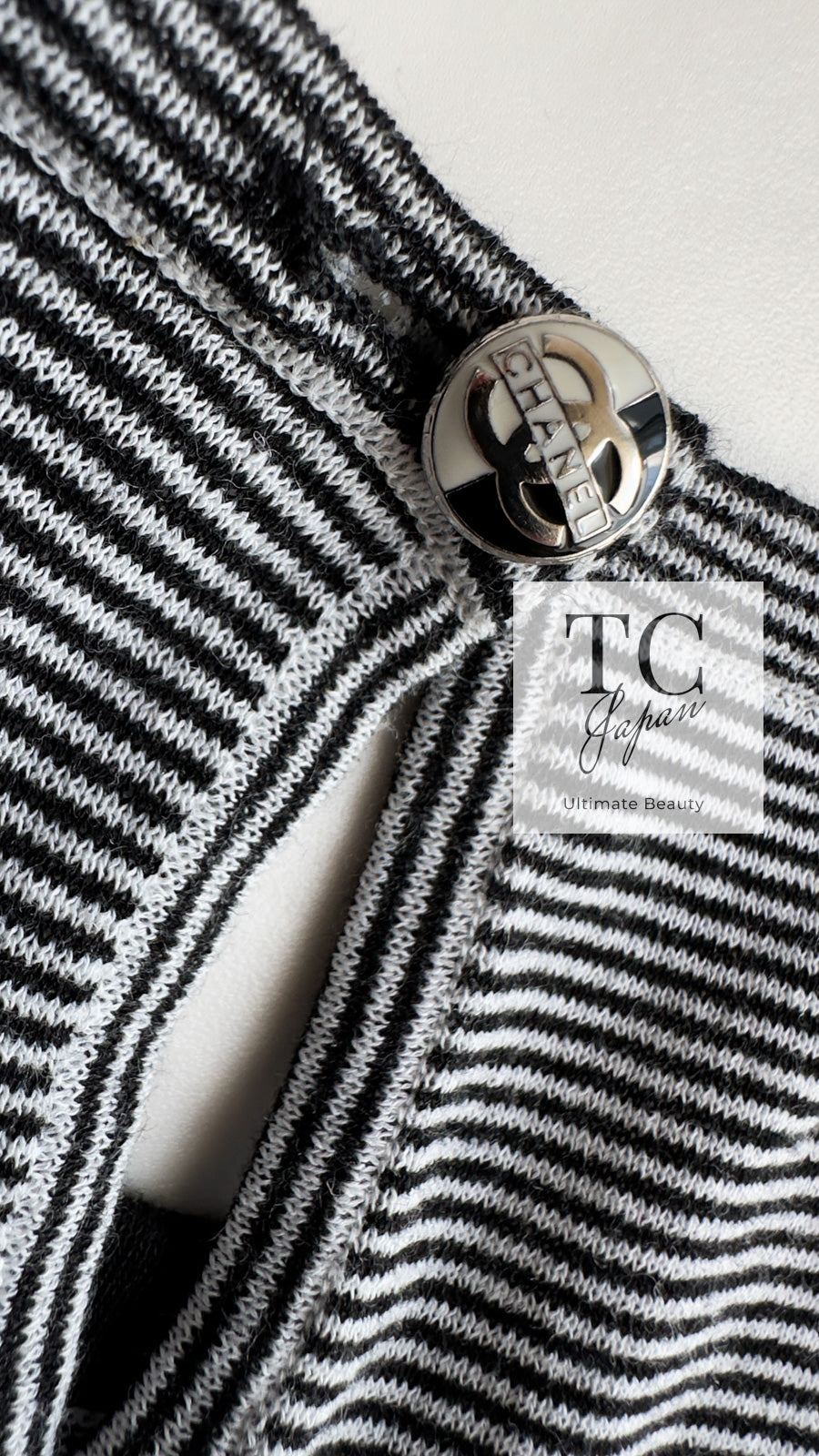 CHANEL Tops 17PS Black White Stripe Border Knit T shirts 34 – TC JAPAN