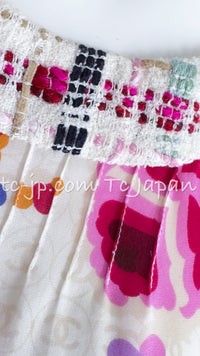 CHANEL 04S Multicolor Camellia Accent COCO Mark Silk Blouse Tops 42 シャネル マルチカラー カメリア柄 ココマーク シルク ブラウス トップス 即発