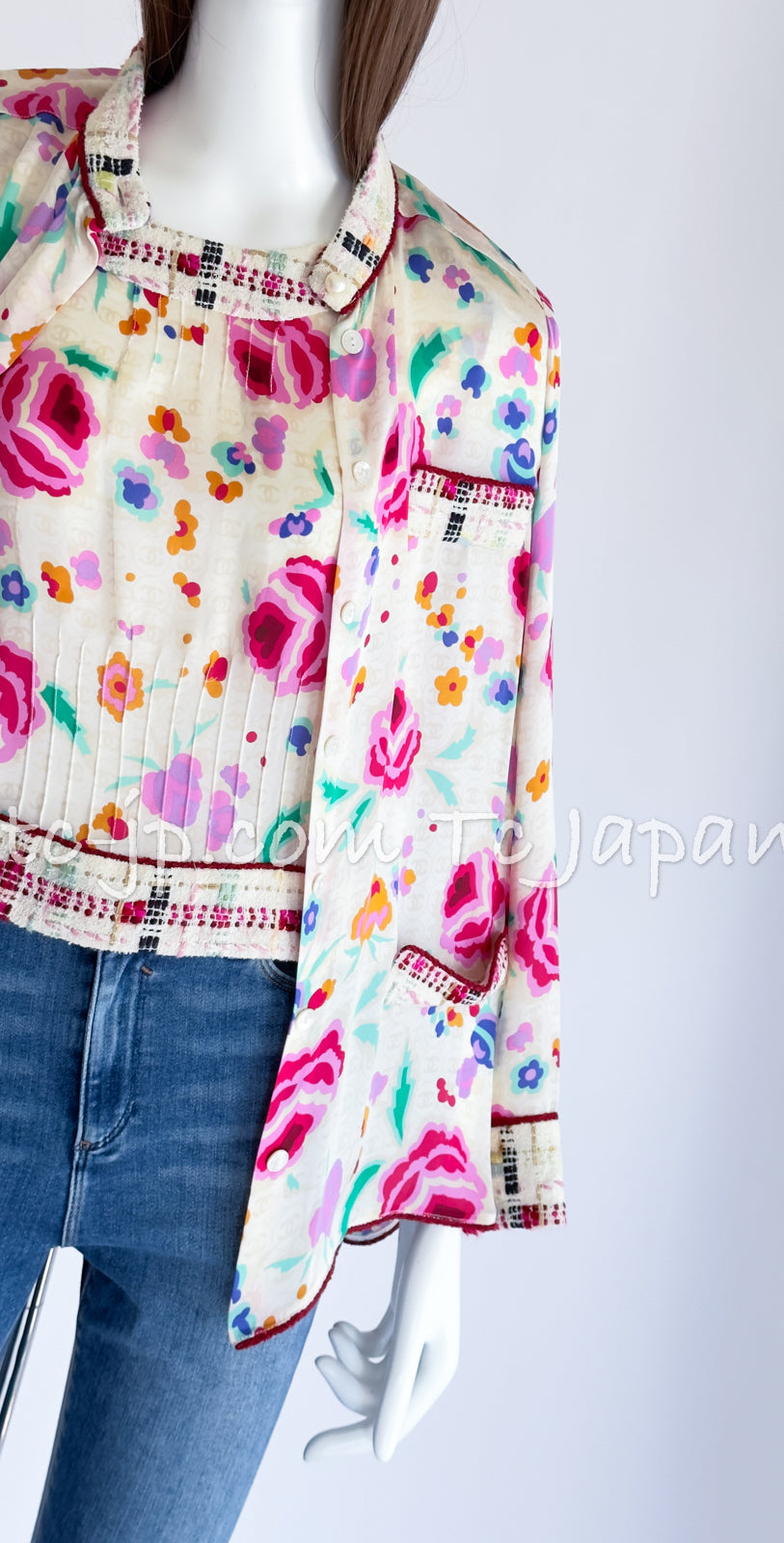 CHANEL 04S Multicolor Camellia Accent COCO Mark Silk Blouse Tops 42 シャネル マルチカラー カメリア柄 ココマーク シルク ブラウス トップス 即発