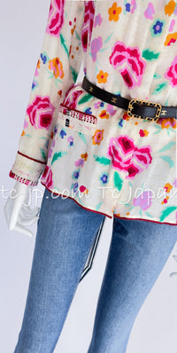CHANEL 04S Multicolor Camellia Accent COCO Mark Silk Blouse Tops 42 シャネル マルチカラー カメリア柄 ココマーク シルク ブラウス トップス 即発